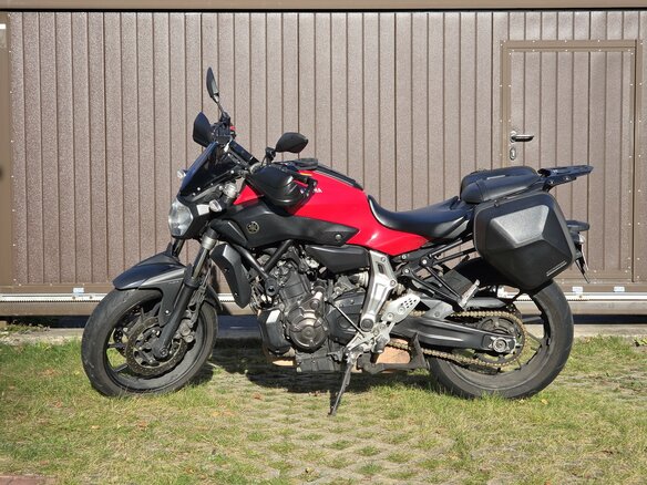 2015 Yamaha MT-07 (FZ-07), красный, 699000 рублей - вид 16