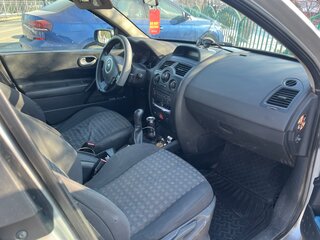 2008 Renault Megane II Рестайлинг, серебристый, 370000 рублей, вид 5