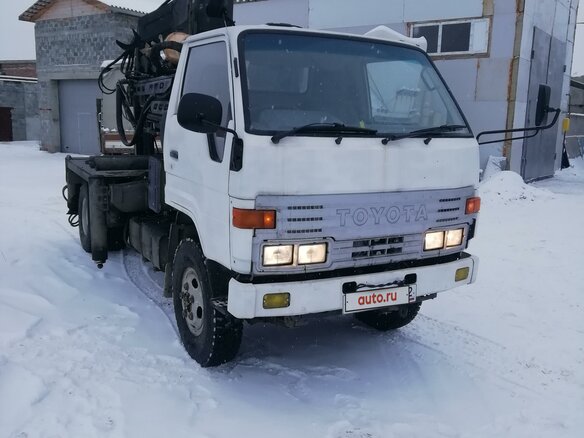 1993 Toyota Dyna, белый, 1800000 рублей - вид 6