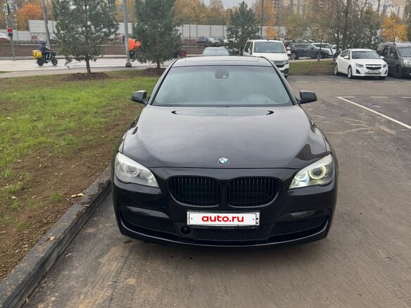 2010 BMW 7 серии 740d V (F01/F02/F04), чёрный, 1600000 рублей - вид 1