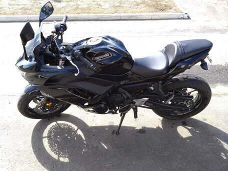 2020 Kawasaki Ninja 650, чёрный, 1150000 рублей, вид 1