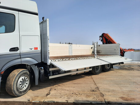 2017 Mercedes-Benz Actros, белый, 15600000 рублей, вид 2