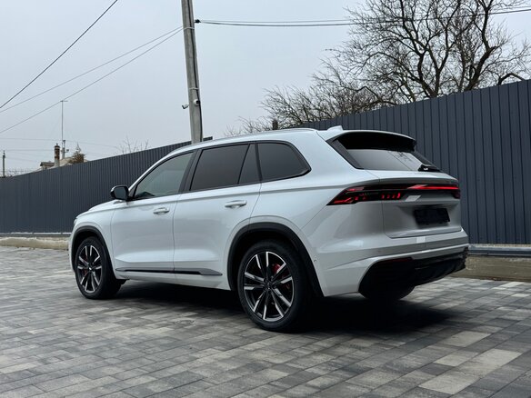 2023 Geely Monjaro I, белый, 3950000 рублей - вид 7