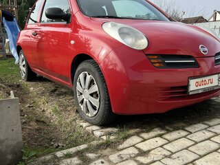 2004 Nissan Micra III (K12), красный, 350000 рублей, вид 2