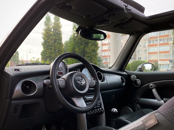 2004 Mini Hatch Cooper S I (R50), жёлтый - вид 17