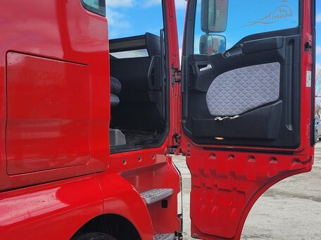 2007 MAN TGA, красный, 1850000 рублей, вид 4