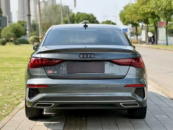 2023 Audi A3 35 TFSI Long IV (8Y), серый, 1960000 рублей - вид 4