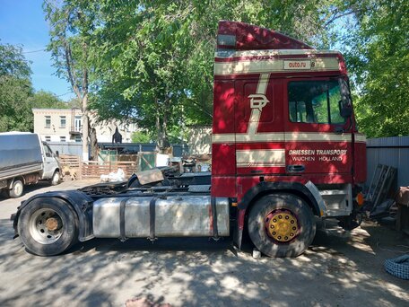 1996 DAF 95, красный, 1000000 рублей, вид 2
