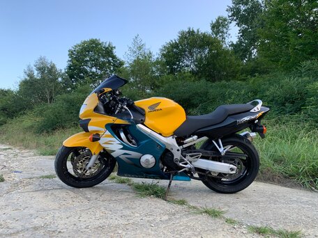 1999 Honda CBR 600F, жёлтый, 330000 рублей, вид 2