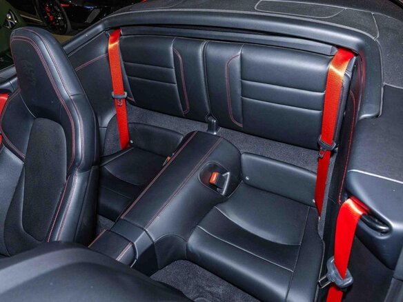 2022 Porsche 911 Carrera 4S VIII (992), красный, 22246671 рублей - вид 12