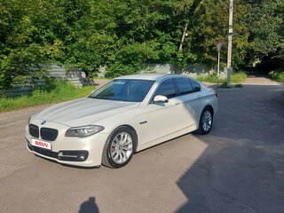 2013 BMW 5 серии 520d VI (F10/F11/F07) Рестайлинг, белый, 1800000 рублей, вид 1