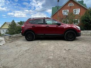 2011 Nissan Qashqai I Рестайлинг, красный, 950000 рублей, вид 3