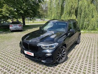 2019 BMW X5 25d IV (G05/G18), чёрный, 7490000 рублей, вид 2