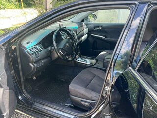 2014 Toyota Camry VII (XV50), чёрный, 1200000 рублей, вид 4