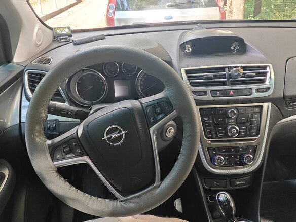 2013 Opel Mokka I, коричневый - вид 3