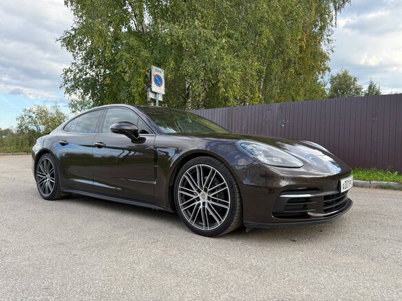 2019 Porsche Panamera 4 II, коричневый, 6700000 рублей - вид 1