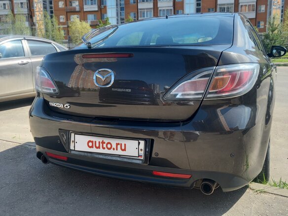 2011 Mazda 6 II (GH) Рестайлинг, коричневый, 990000 рублей - вид 4