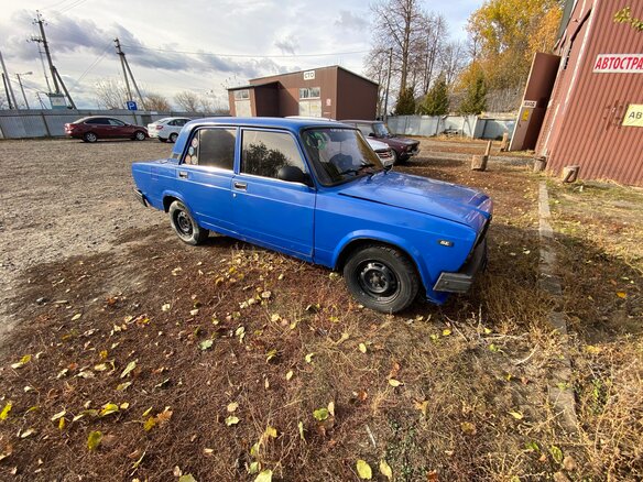 2005 Lada (ВАЗ) 2107, синий, 85000 рублей - вид 3
