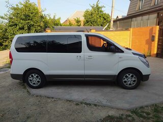 2008 Hyundai H-1 II, белый, 1600000 рублей, вид 4