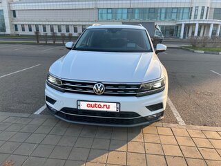 2020 Volkswagen Tiguan II, белый, 3000000 рублей, вид 4