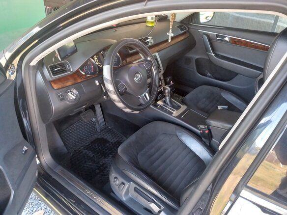 2011 Volkswagen Passat B7, чёрный, 1190000 рублей - вид 5
