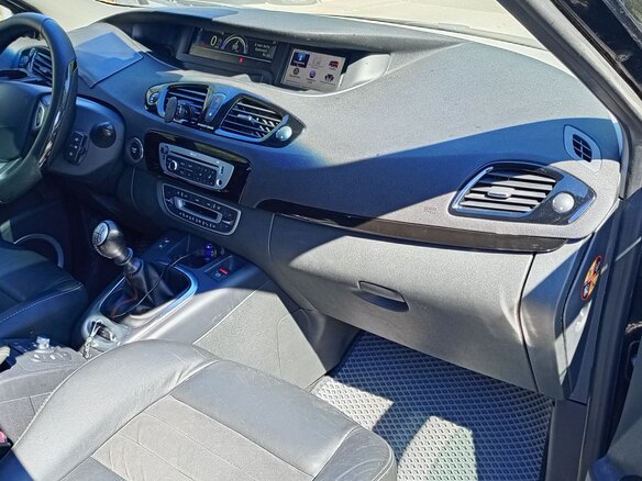 2013 Renault Scenic Grand III Рестайлинг, чёрный, 1180000 рублей - вид 6