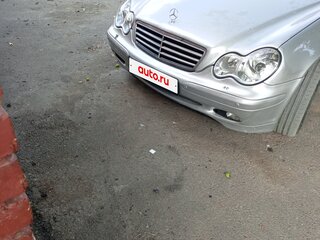2003 Mercedes-Benz C-Класс 200 II (W203), серебристый, 600000 рублей, вид 3