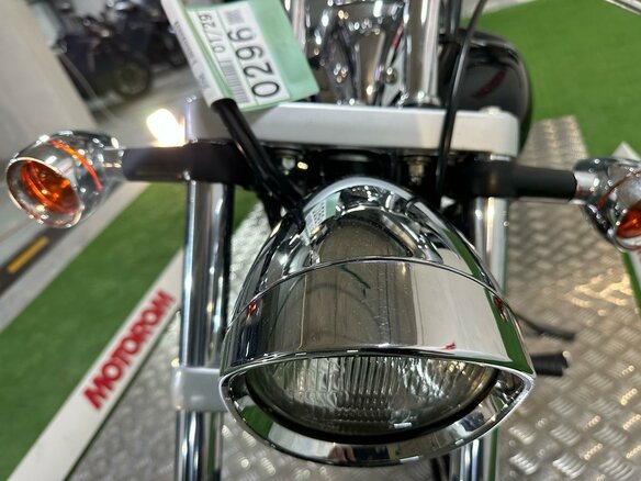 2010 Honda VT 1300CS Sabre, чёрный - вид 26