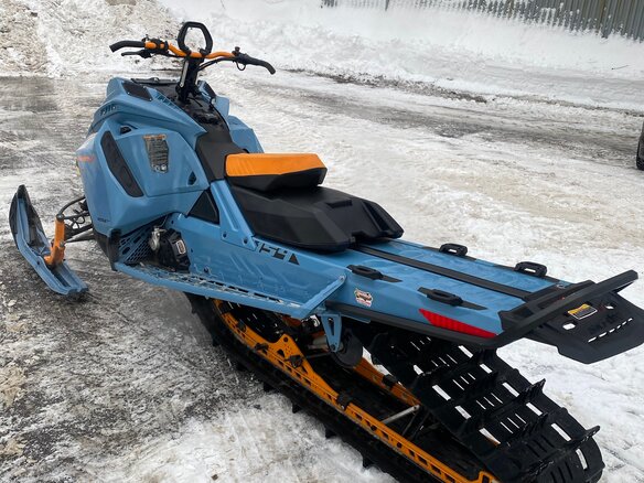 2022 BRP Ski-Doo Summit 850, голубой, 1400000 рублей - вид 2