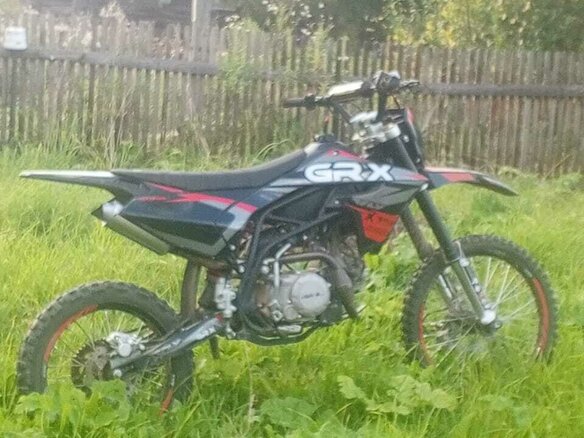 2022 GR GR-X, красный, 95000 рублей - вид 11