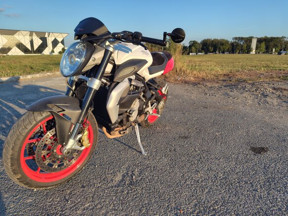 2014 MV Agusta Brutale 800, белый, 750000 рублей - вид 16