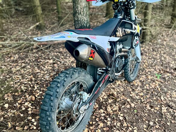2019 Husqvarna FC 350, белый - вид 9