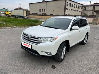 2012 Toyota Highlander II (XU40) Рестайлинг, белый, 1950000 рублей, вид 1