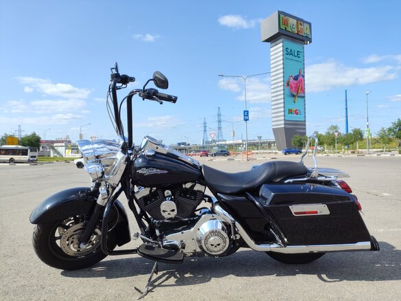 2004 Harley-Davidson Road King, чёрный, 800000 рублей