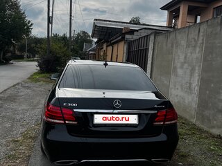 2014 Mercedes-Benz E-Класс 300 IV (W212, S212, C207) Рестайлинг, чёрный, 2350000 рублей, вид 3