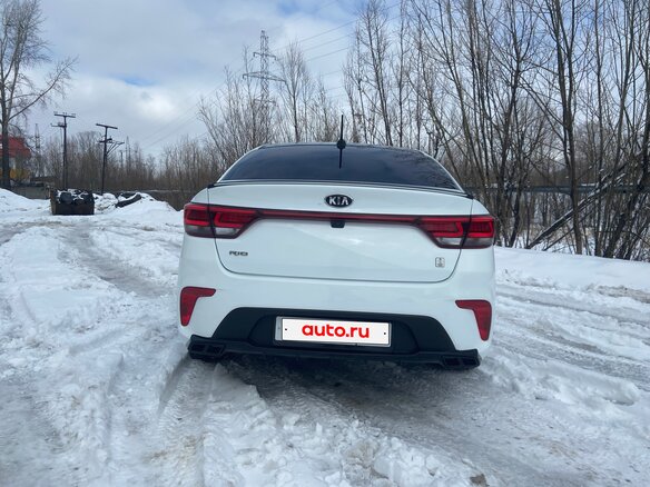 2020 Kia Rio IV, белый, 1280000 рублей - вид 10