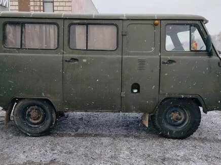 2005 УАЗ 3962, зелёный, 130000 рублей, вид 1