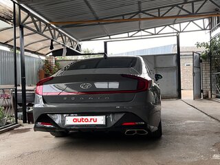 2020 Hyundai Sonata VIII (DN8), серый, 2100000 рублей, вид 3