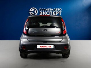 2018 Kia Soul II Рестайлинг, серый, 1540000 рублей, вид 5