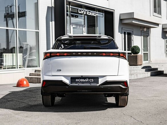 2026 Omoda C5 II, белый, 2899710 рублей - вид 3