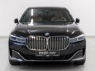 2022 BMW 7 серии Long 730Ld VI (G11/G12) Рестайлинг, чёрный, 6995000 рублей, вид 2