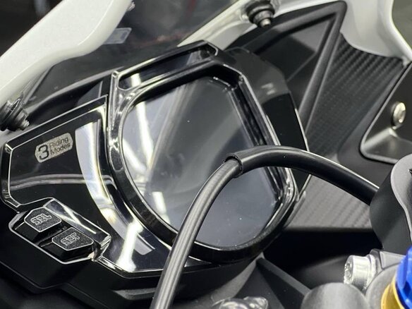 2018 Honda CBR 250R, белый - вид 9