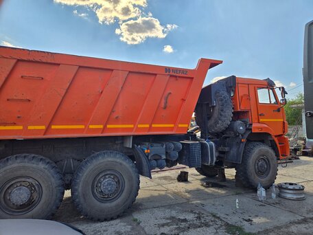 2020 КамАЗ 65222, оранжевый, 4000000 рублей, вид 2