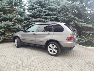 2004 BMW X5 4.4i I (E53) Рестайлинг, серый, 866000 рублей, вид 5