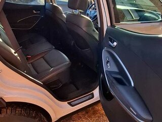 2017 Hyundai Santa Fe III Рестайлинг, белый, 2400000 рублей, вид 4