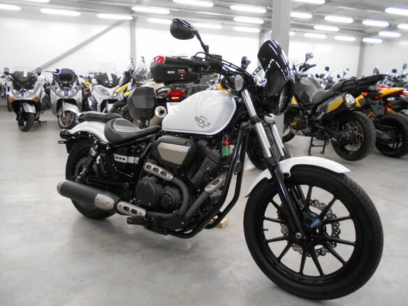 2013 Yamaha XV950 Bolt, белый, 660000 рублей
