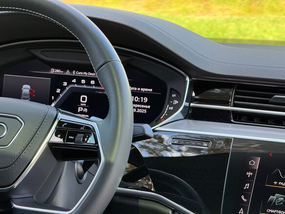 2020 Audi S8 IV (D5), синий, 9590000 рублей - вид 12