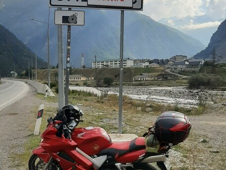 2003 Honda VFR 800, красный, 450000 рублей, вид 4