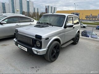 2017 Lada (ВАЗ) 2121 (4x4) Urban I Рестайлинг, серебристый, 700000 рублей, вид 1