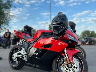 2004 Honda CBR 1000 RR/RA Fireblade, красный, 535000 рублей, вид 4